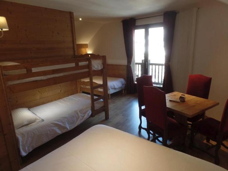 Hotel Les Vallois Валоиз Стая снимка