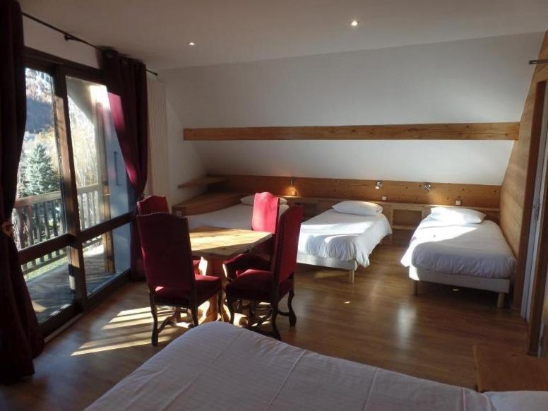 Hotel Les Vallois Валоиз Стая снимка